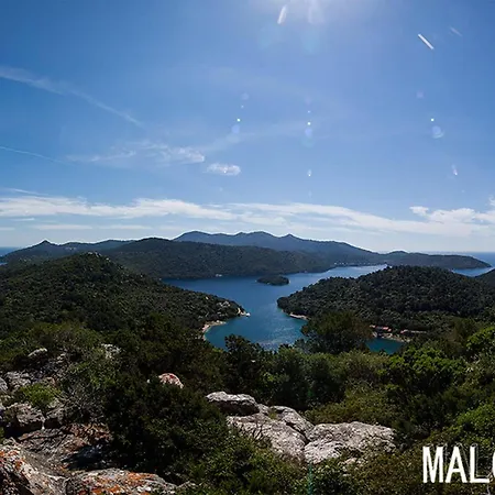 Апартаменты Malo - One-bedroom With Balcony And Sea View - 2nd Floor 6