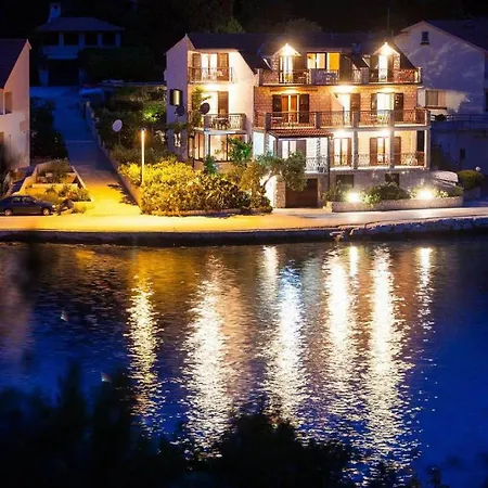 Malo - One-bedroom With Balcony And Sea View - 2nd Floor 6 Lastovo